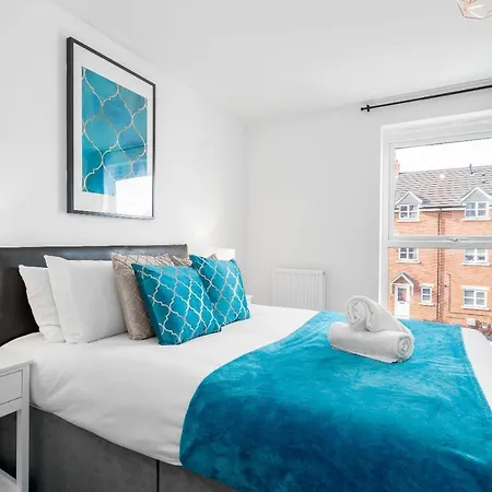 Luxury - Selly Oak - Parking - Rated - Netflix - Wifi *